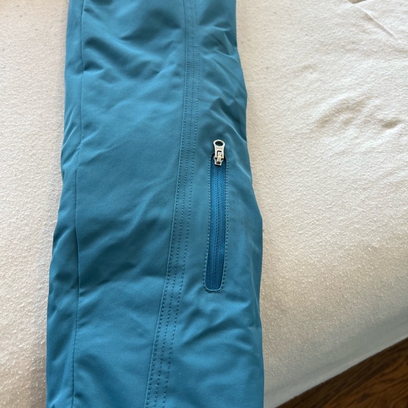 Obermeyer teen girl insulated ski jacket size XL - Picture 8 of 13